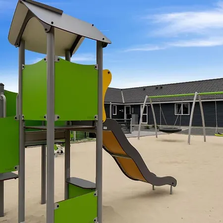 Villavilla #429 - Hostrup Strand, Limfjorden * Spottrup